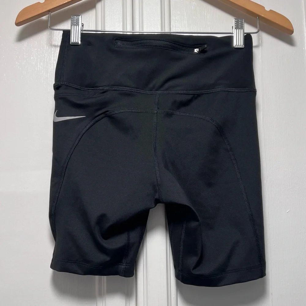 Nike Bike Shorts High-Waisted 7
